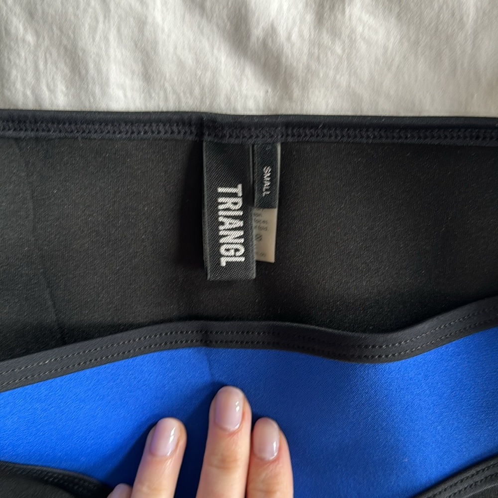 Like new triangl swimwear. Medium top small bottoms, bag included! - Picture 2 of 3